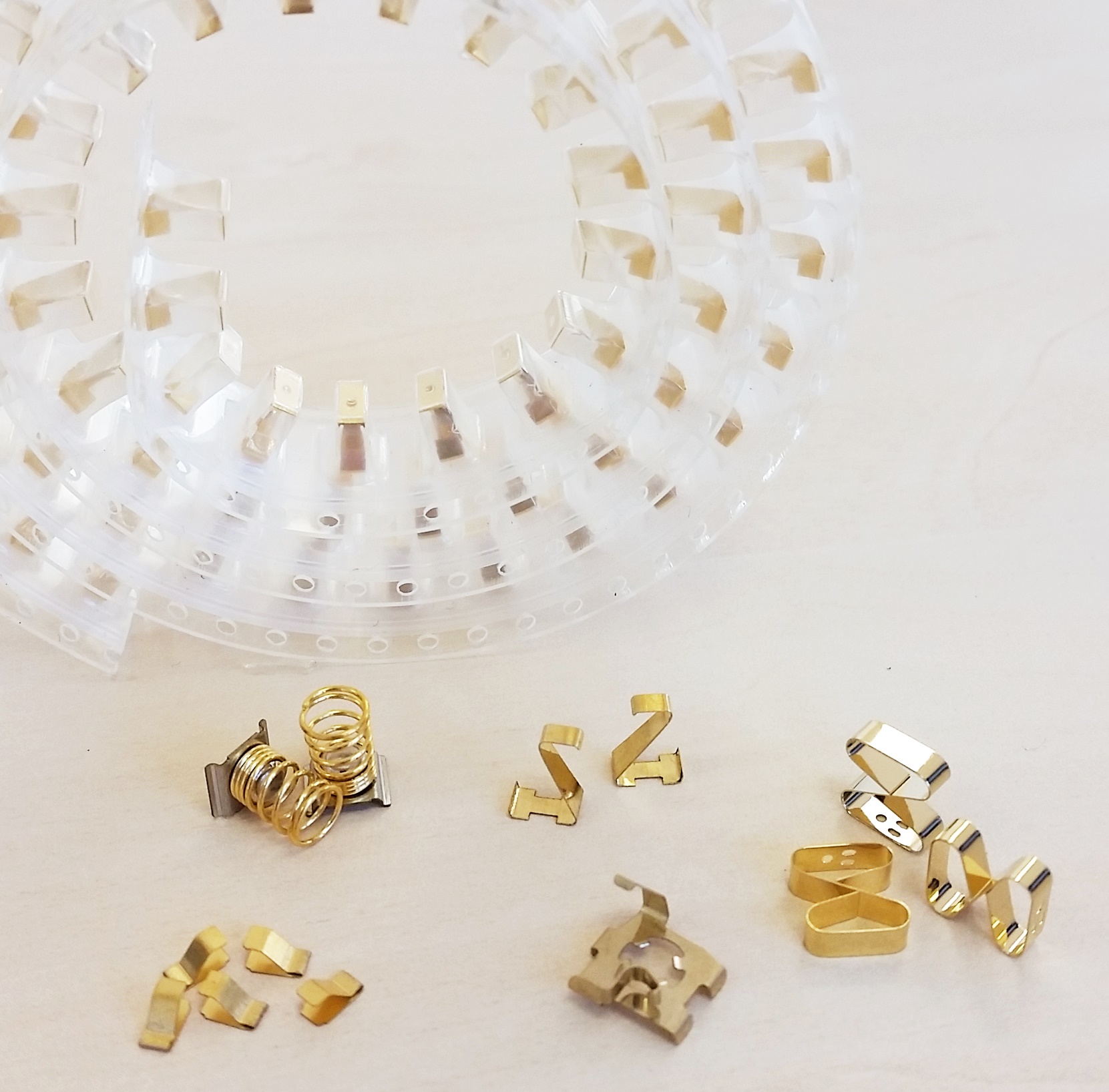 Spring finger contact (SMT) for grounding or connection COMPELMA